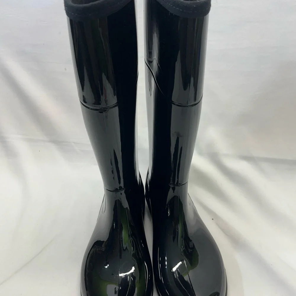 Kamik Rain Boots glossy  Women’s SZ 8 Black like new